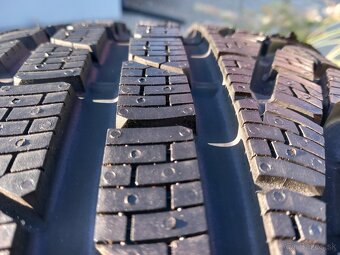 215/50 r17 zimne pneumatiky - 8
