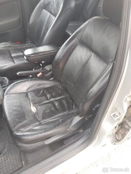 Rozpredám na diely octavia 1 1.9 96kw - 8