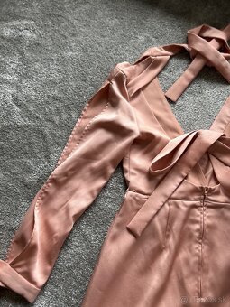 Asos elegantne saty M - 8