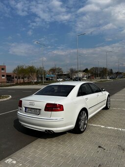 Predám Audi S8 - aktuálne po veľkom servise - 8