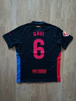 Barcelona 24/25 Away - 8