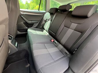 Škoda Octavia Combi 2.0 TDI Style DSG 2019 - 8