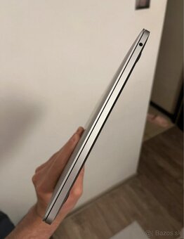 MacBook Pro 2016 – 13” Retina, 256GB SSD, 8GB RAM, Intel i5 - 8