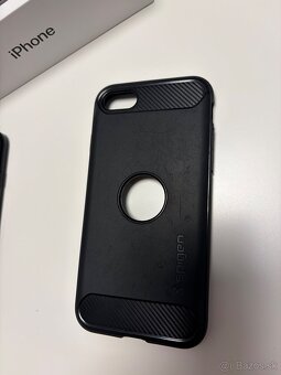 iPhone SE 2.gen 128GB - čierny - 8