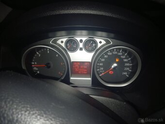 Ford kuga 2,0 hdi - 8