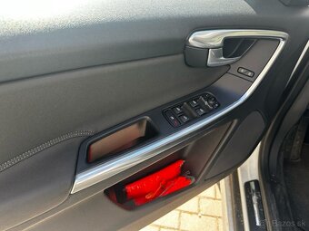Volvo XC60 D3 - 8