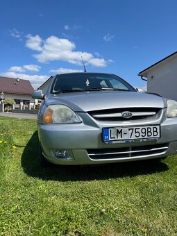 Kia Rio combi - 8