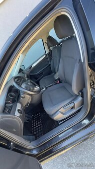 Volkswagen Jetta 1.6 TDi CR DSG - 8