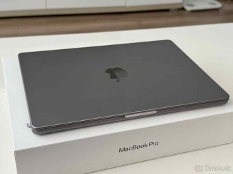 MacBook Pro 14" 2021 / M1 Pro, 512gb SSD , 16gb RAM / Záruk - 8