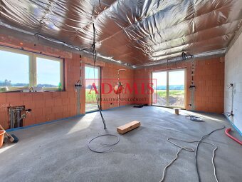 ADOMIS - Predáme 4izbový tehlový bungalov RUSKOV, všetky IS, - 8