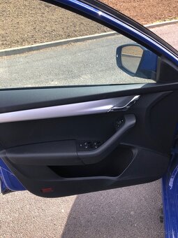 Škoda octavia 1.6 TDi - 8