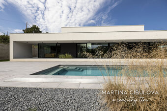 Lukratívny rodinný dom v Hornej Mičinej je na predaj - 8