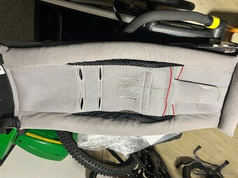 Miminkovník Thule infant sling - 8