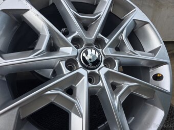 5X112 R18 AUDI 8,0J ET45 - 8