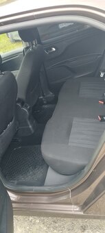 Predám Peugeot 301 - 8