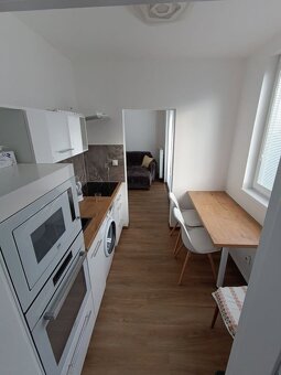 1-izbový byt po kompletnej rekonštrukcii - 8