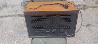Radio - 8