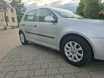 Volkswagen Golf 5 1.4 59kw benzín - 8