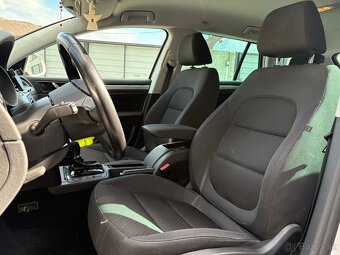 Škoda Superb Combi 2.0TDi DSG - 8