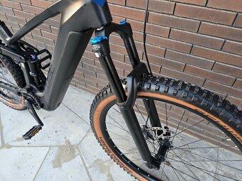 celoodpružený carbon ebike Cube Stereo 750 29 Kiox300 - 8