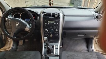 Predám Suzuki Grand Vitara 2.0 benzín + plyn - 8
