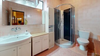 Na predaj veľký 3 podlažný dom Šulekovo, pozemok 524m2 - 8