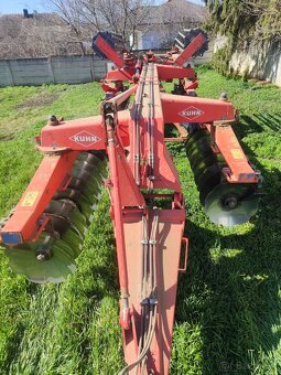 Na predaj 4m disky KUHN XM36-660 - 8