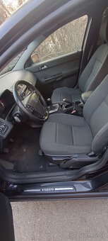 Predám Volvo S40 1.6Diesel - 8