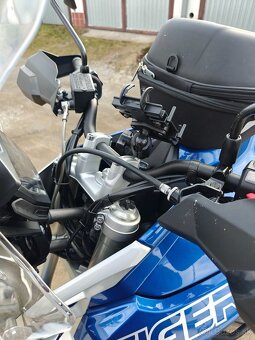 Triumph TIGER 800 XRT - 8