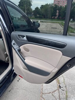 Volkswagen Golf 6 - 8