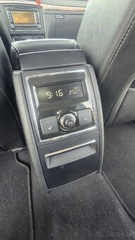 Škoda Superb Combi 2.0 TDI CR 4x4 140k Comfort DSG - 8