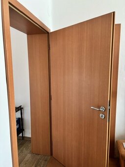 Interiérové dvere so zárubňou + obloženie - 8