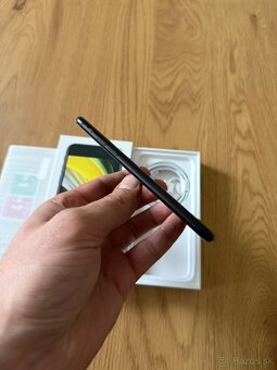 iPhone SE 2020 64 gb Black v záruke - 8