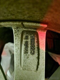 5x112r17 Letné pneu 215/55R17 - 8