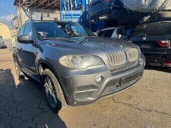 Prodam nahradni dily z BMW x5 e70 lci 40d 225kw 7míst - 8