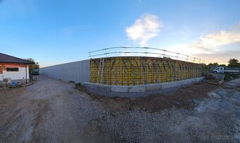 Výstavba domov, hrubá stavba, základová doska, betónové plot - 8