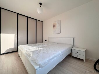 Newly renovated 1.5-room apartment – Krivá Street, walking d - 8