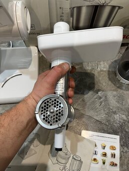 Bosch mum 4875EU kuchynský robot 600w - 8