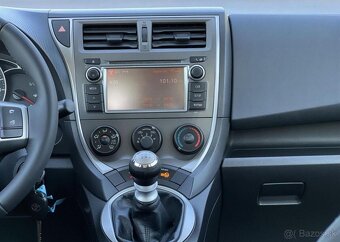 Toyota Verso - S 1.3i KLIMATIZACE KAMERA benzín manuál 73 kw - 8
