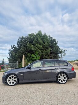 Predám BMW e91 320d - 8