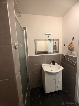 Na predaj 2 izb. byt - Nová Radvaň - 8