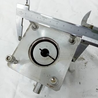 Kuzelova prevodovka ZF - 8