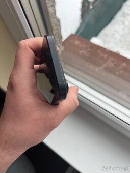 iPhone 16 Pro 128GB Black Titanium - 8