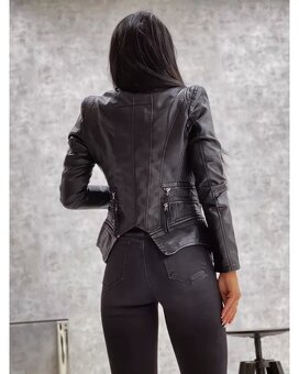 Dámska bunda krivák v.L - 8