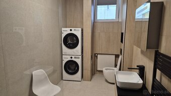 ID 3182 Prenájom: 2 izb. byt, centrum - 8