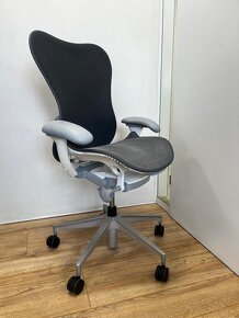 Kancelárska stolička Herman Miller Mirra 2 (Butterfly) - 8