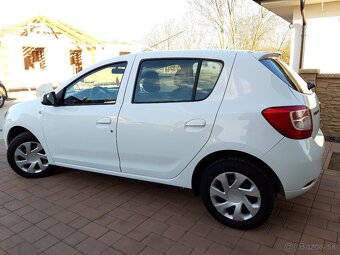 Dacia Sandero - 8