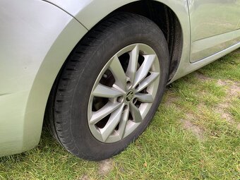 Predám Škoda Octavia 3 r.v. 2015 2.0 TDi Combi - 8