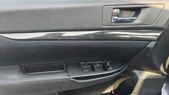 Subaru Legacy - 8