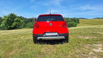 Volkswagen Polo 1.6 TDI 90k CROSS 7 - DSG - 8